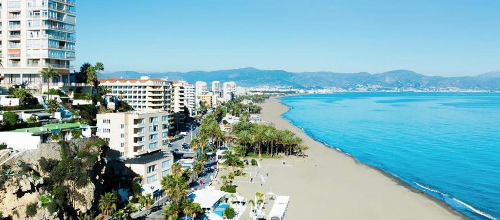 Apartamento Sol Y Mar ตอร์เรโมลิโนส ภายนอก รูปภาพ