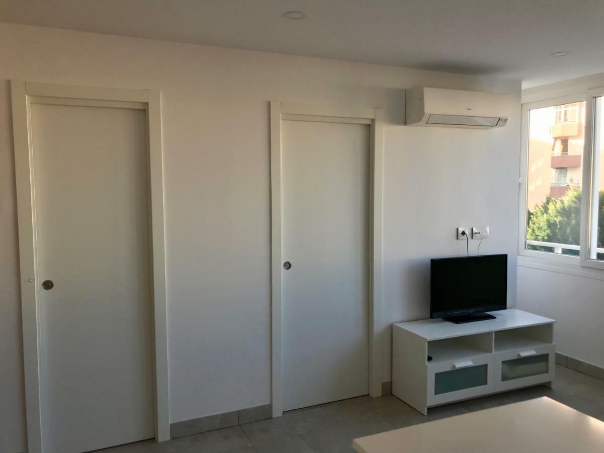 Apartamento Sol Y Mar ตอร์เรโมลิโนส ภายนอก รูปภาพ